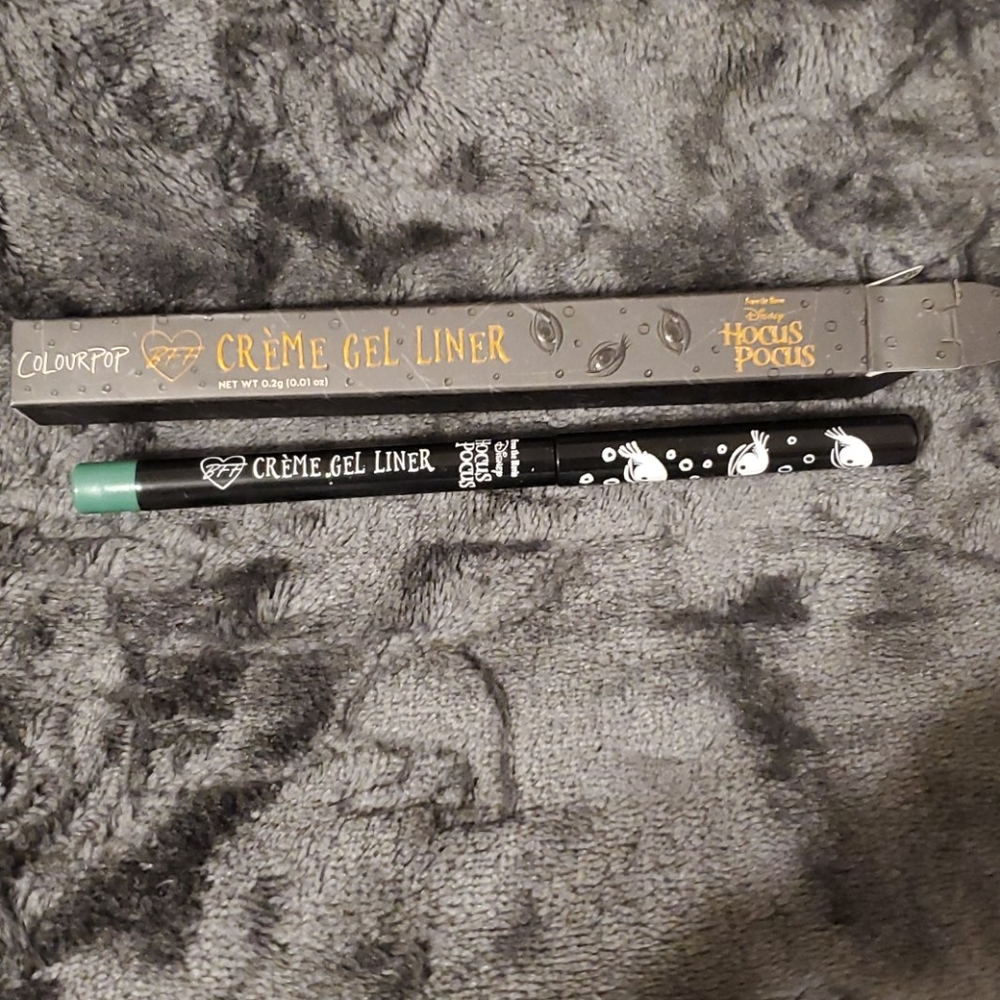 Hocus Pocus x Colourpop Winifred Eyeliner